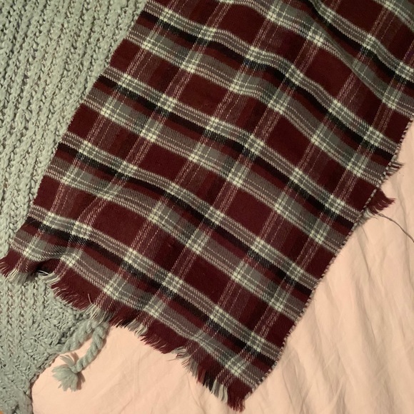 double sided scarf - Picture 3 of 4